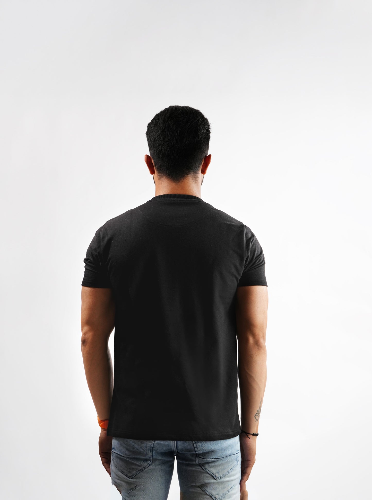 ROUND NEACK T-SHIRT
